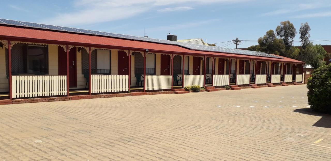Daydream Motel And Apartments Broken Hill Exteriér fotografie